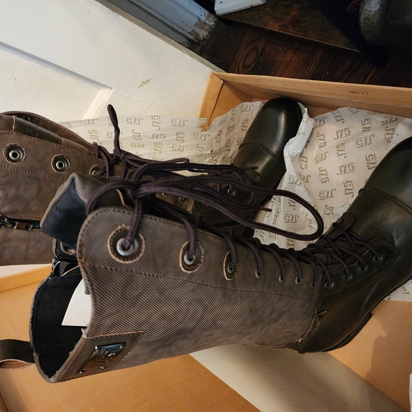 J75 Other - J75 Brown Lace-Up Boots